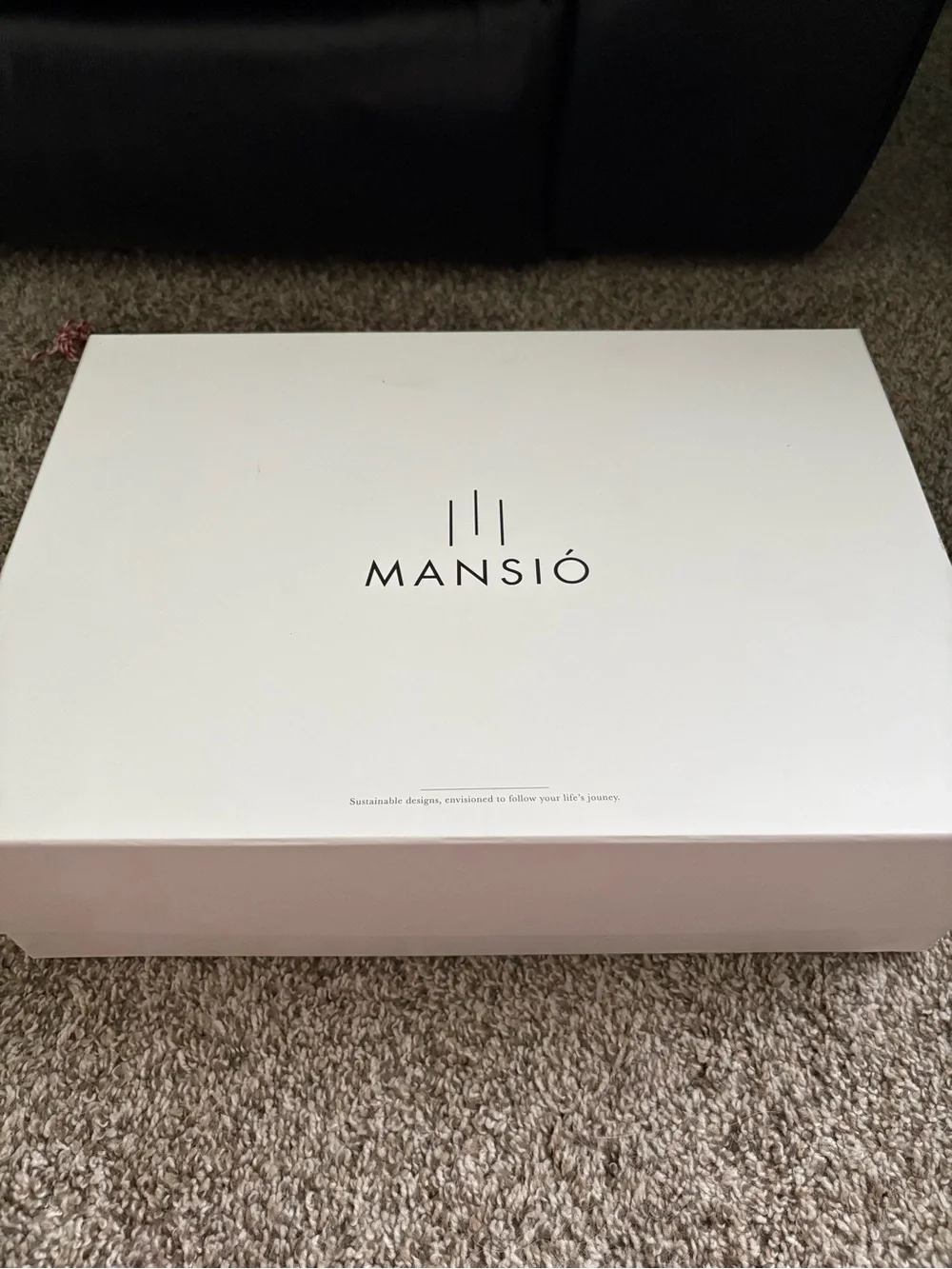 Mansio sleek black